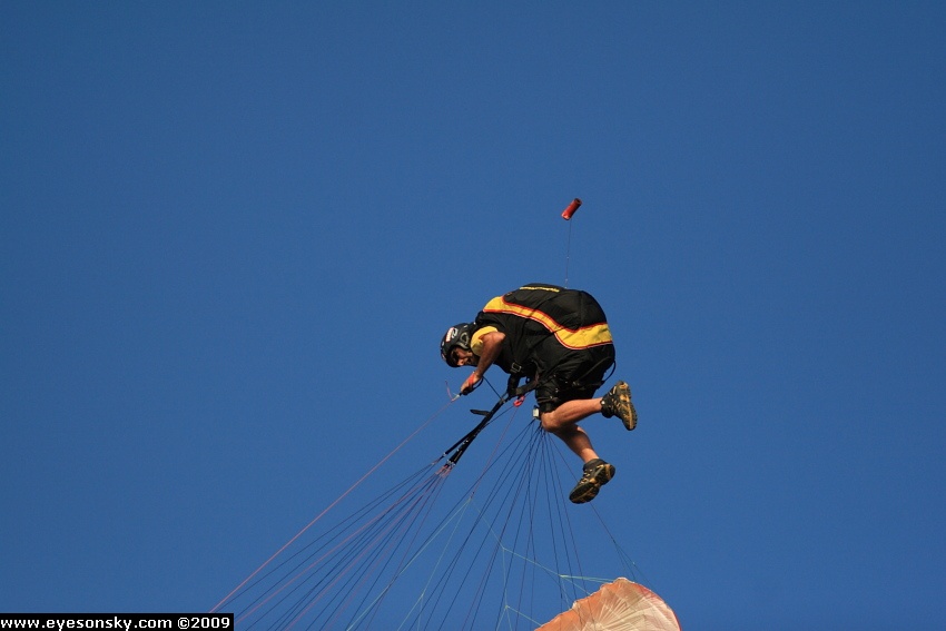 Fly-Parapente/SonchauxAcro/2009/part5/IMG_8301.JPG