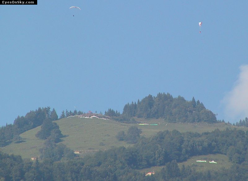Fly-Parapente/Vertigo/2001/20010824/123-2321_imgg.jpg