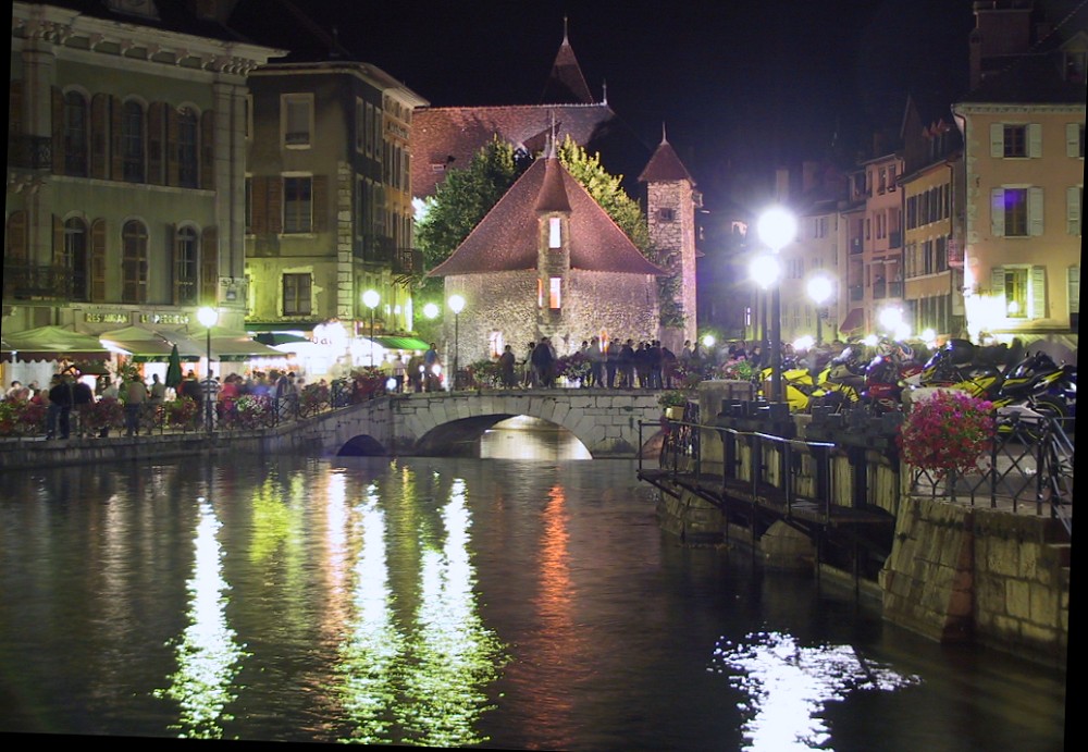 HauteSavoie/zAnnecy/FeteDuLac/2001-3/121-2103_imgg.jpg