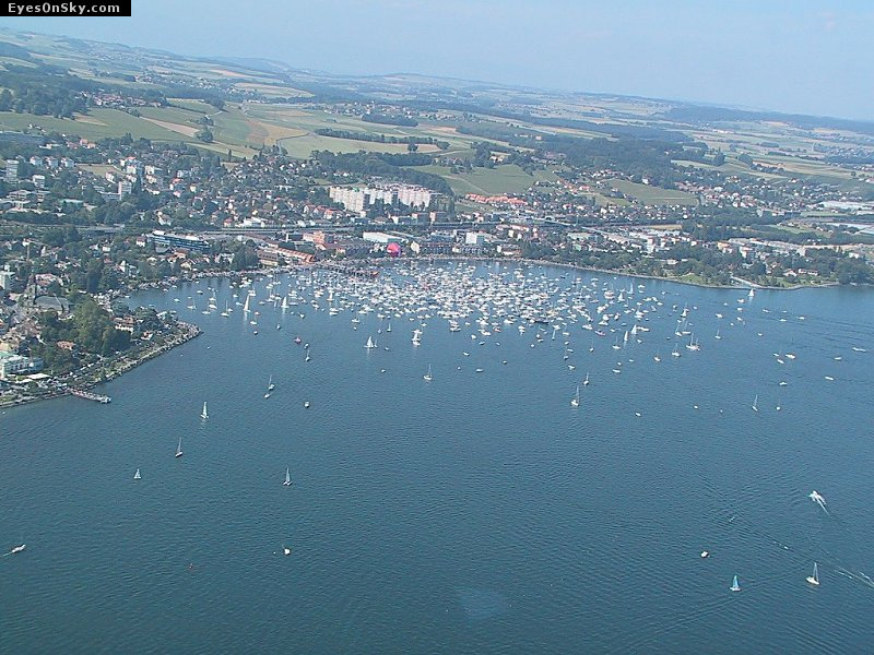 Suisse/Leman/LaGalere/FromSky/107-0783_imgg.jpg