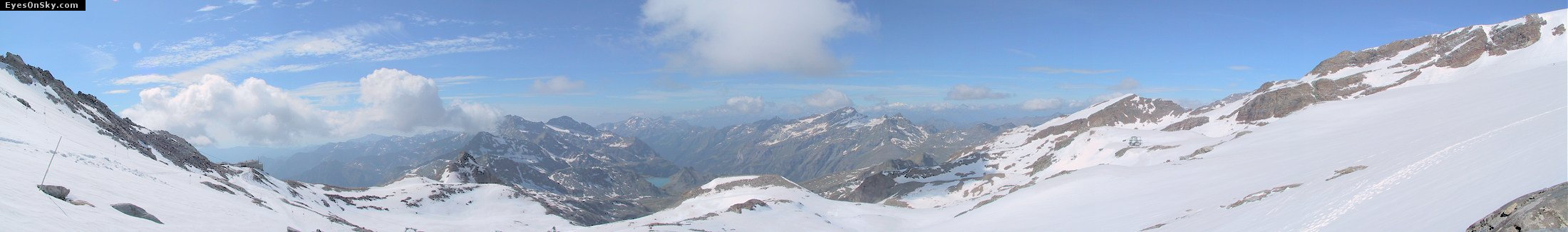 Suisse/Valais/MontRose/FromPuntaIndren/20010709/pano3g.jpg