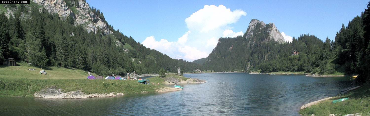 Suisse/Valais/Tanay/20010725/pano1g.jpg